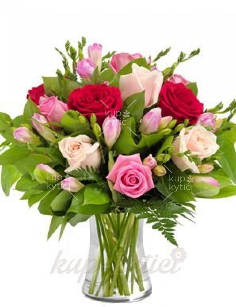 Bouquet of freesias and roses Lucia