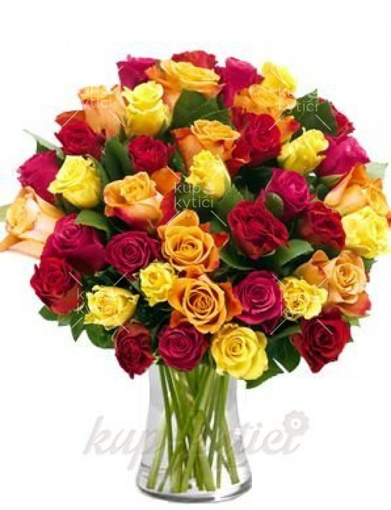 Bouquet of three colors of roses Ruzy