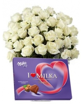 Букет из белых роз + Milka 110 г