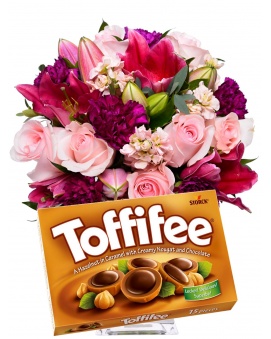 Bouquet ROZA + Toffifee 125 g